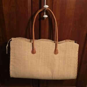 Elegant Tan Woven Tote Bag